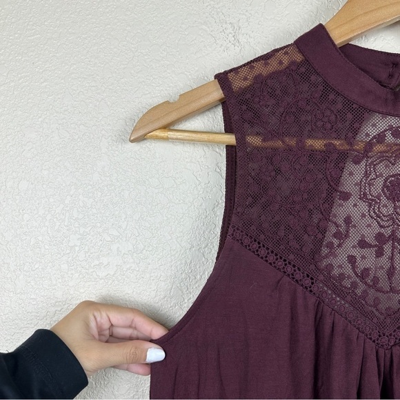 American Eagle Outfitters Maroon Lace Sleeveless Pullover Dress Size X-Small - Picture 3 of 12